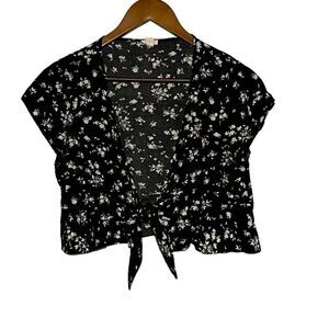 Garage Black & White Floral Print Knot Front Top